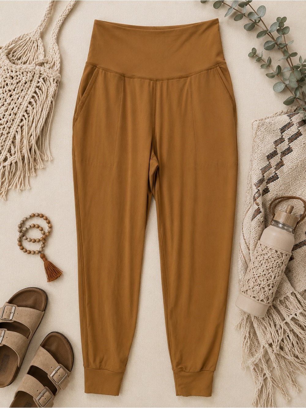 Old Navy Powersoft High-Rise Camel Joggers Athleisure Travel Pockets Size Medium